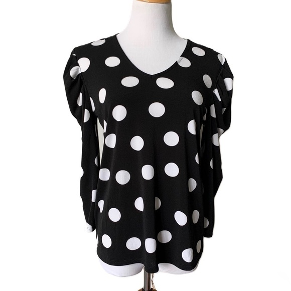 𝅺ADRIANNA PAPELL Black White Puff Sleeve V-Neck Knit Top Size Small NEW - Picture 1 of 8